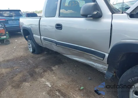 2006 Chevrolet Silverado 1500 Ls из США, поврежденный, VIN 1GCEK19V16Z150093